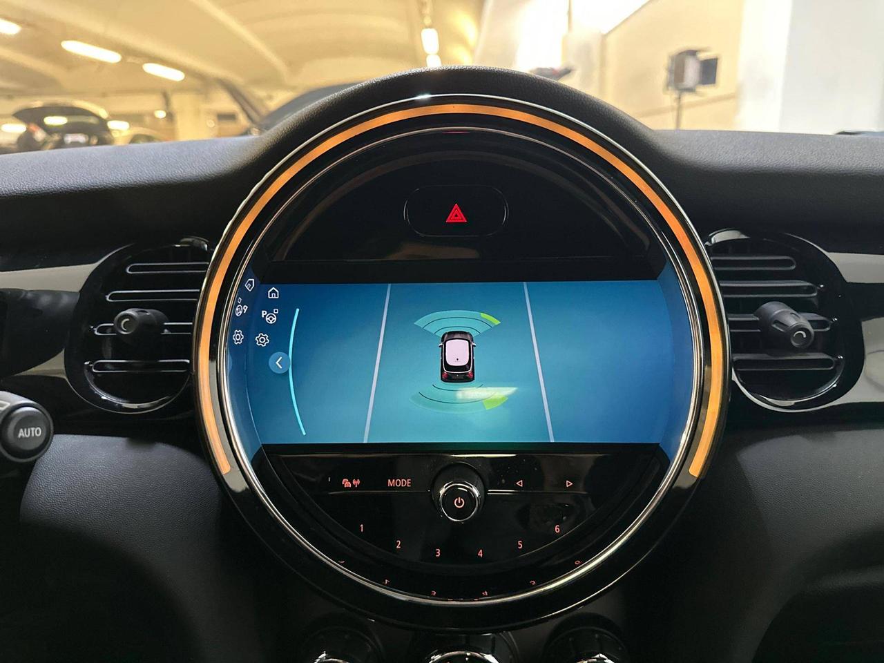 MINI Cooper SE Essential