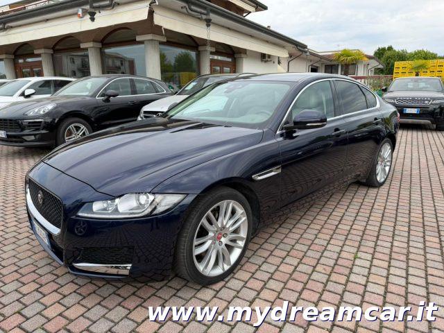 JAGUAR XF 2.0 D 240 CV AWD aut. Prestige