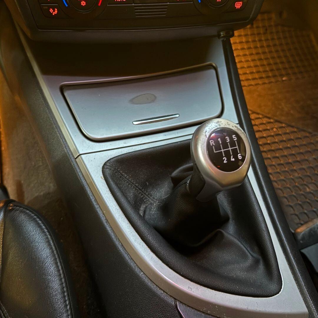 BMW Serie 1 120d Futura