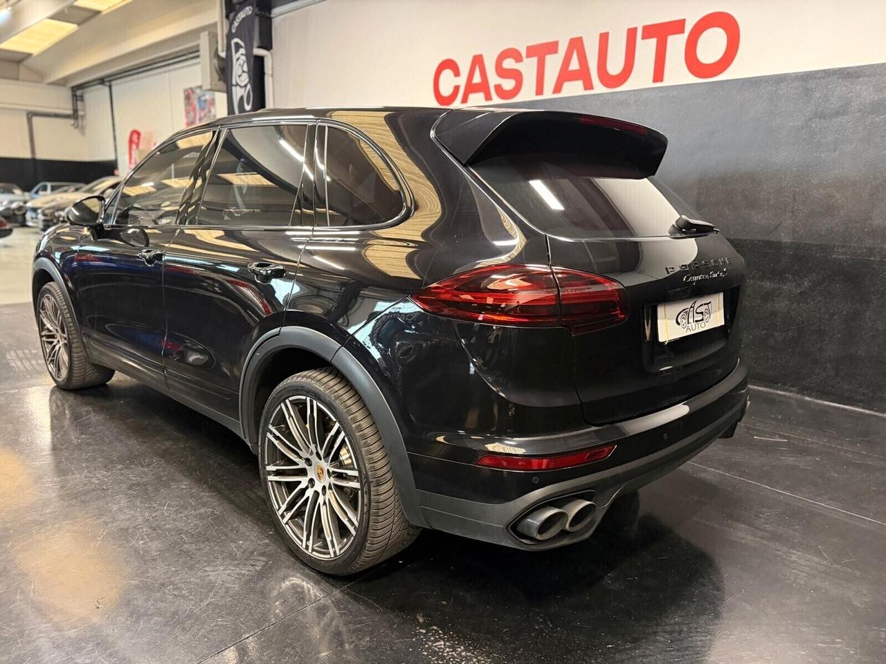 Porsche Cayenne 4.8 Turbo S