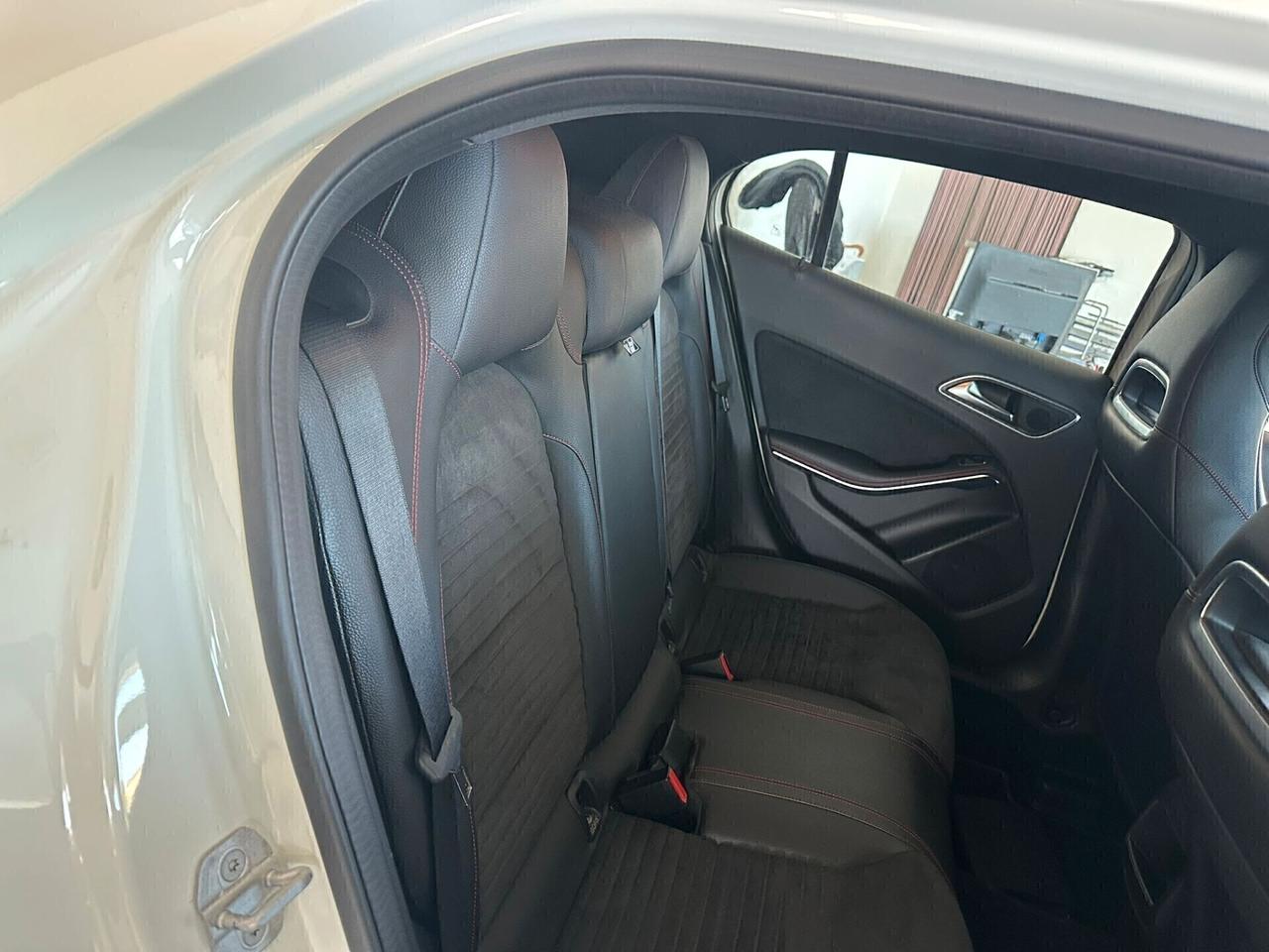Mercedes-benz GLA 180 GLA 180 d Premium