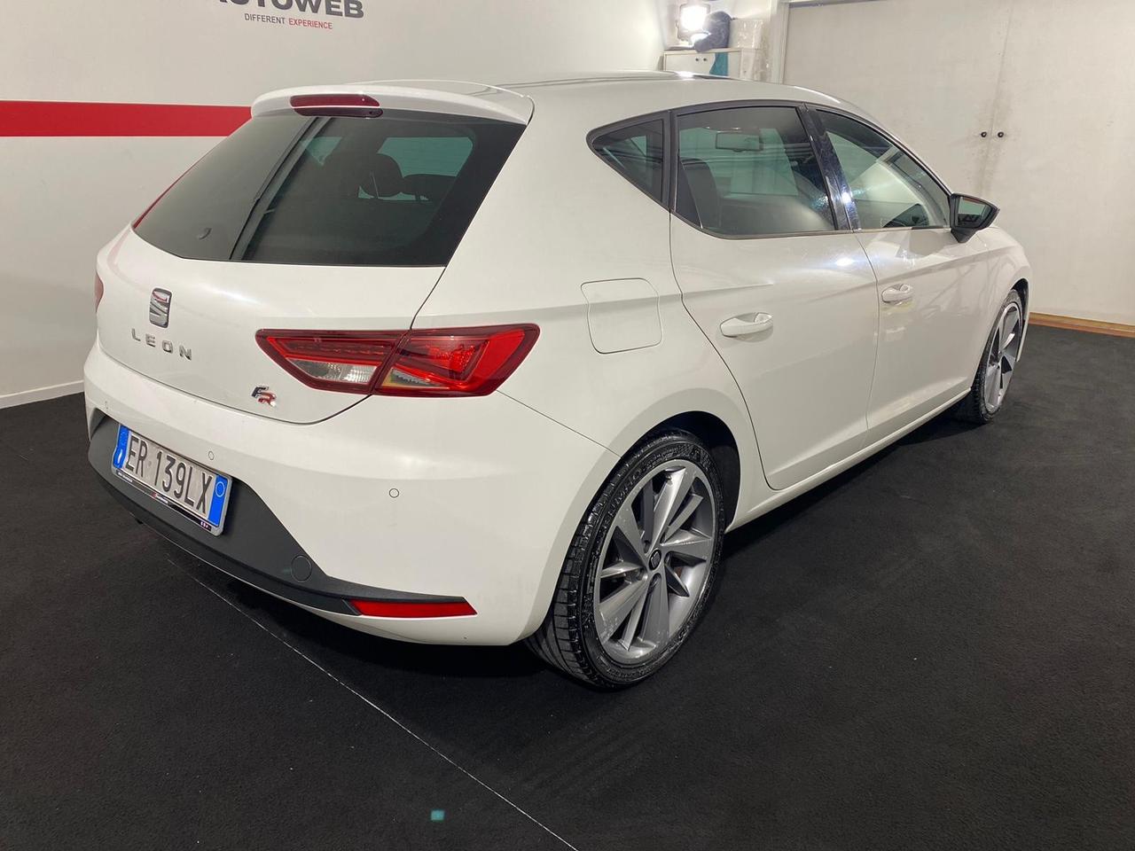 Seat Leon 2.0 TDI 150 CV FR* TETTO APRIBILE*