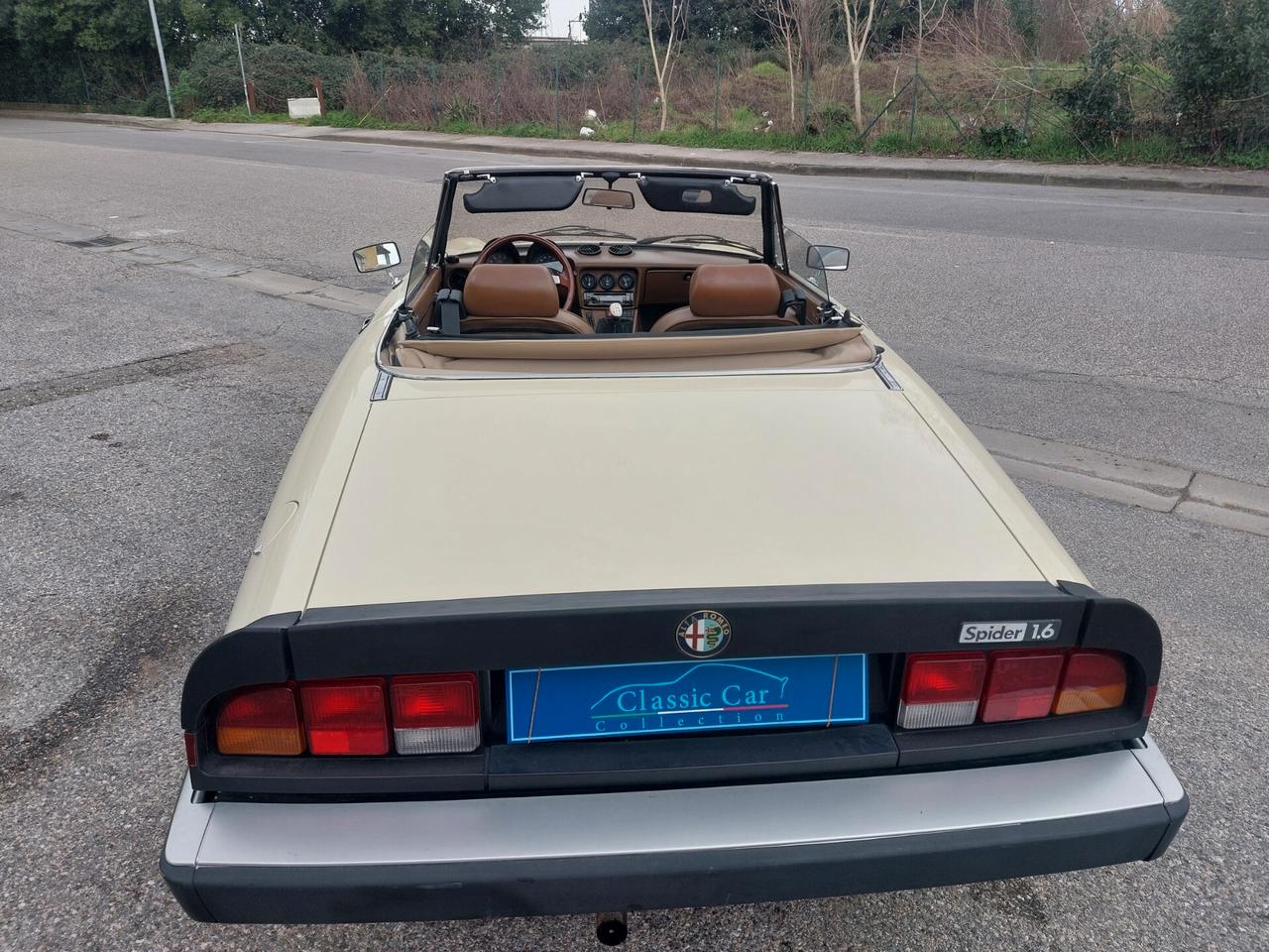 Alfa Romeo Spider 1600 Asi