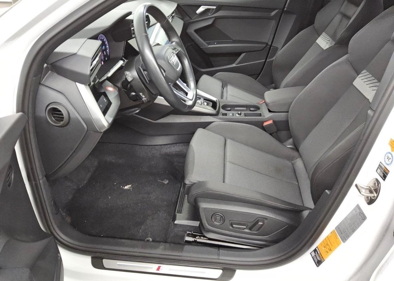 Audi A3 SPB 35TFSI S tronic S line Navi