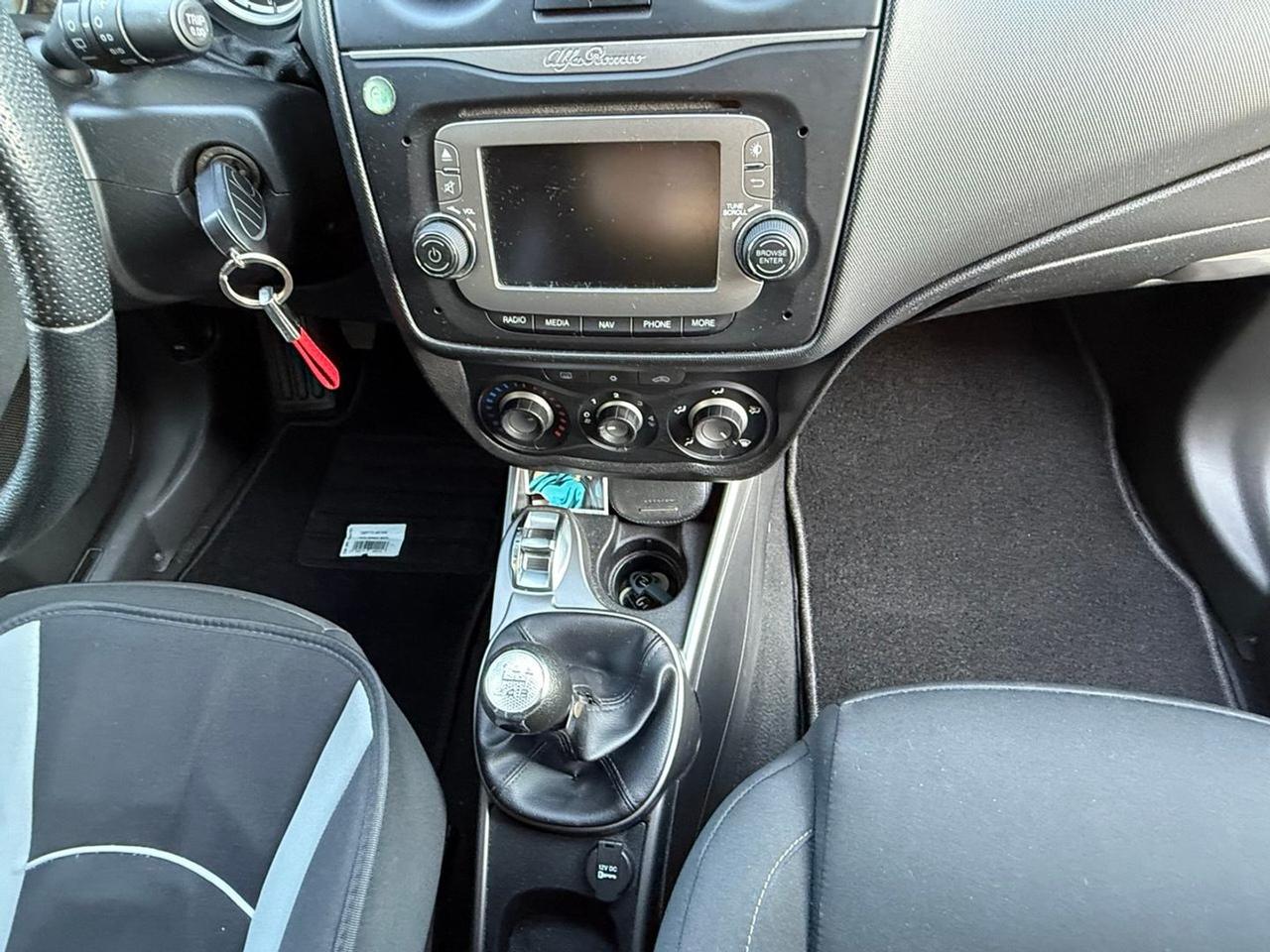 Alfa Romeo MiTo 1.3 JTDm 85 CV #10023