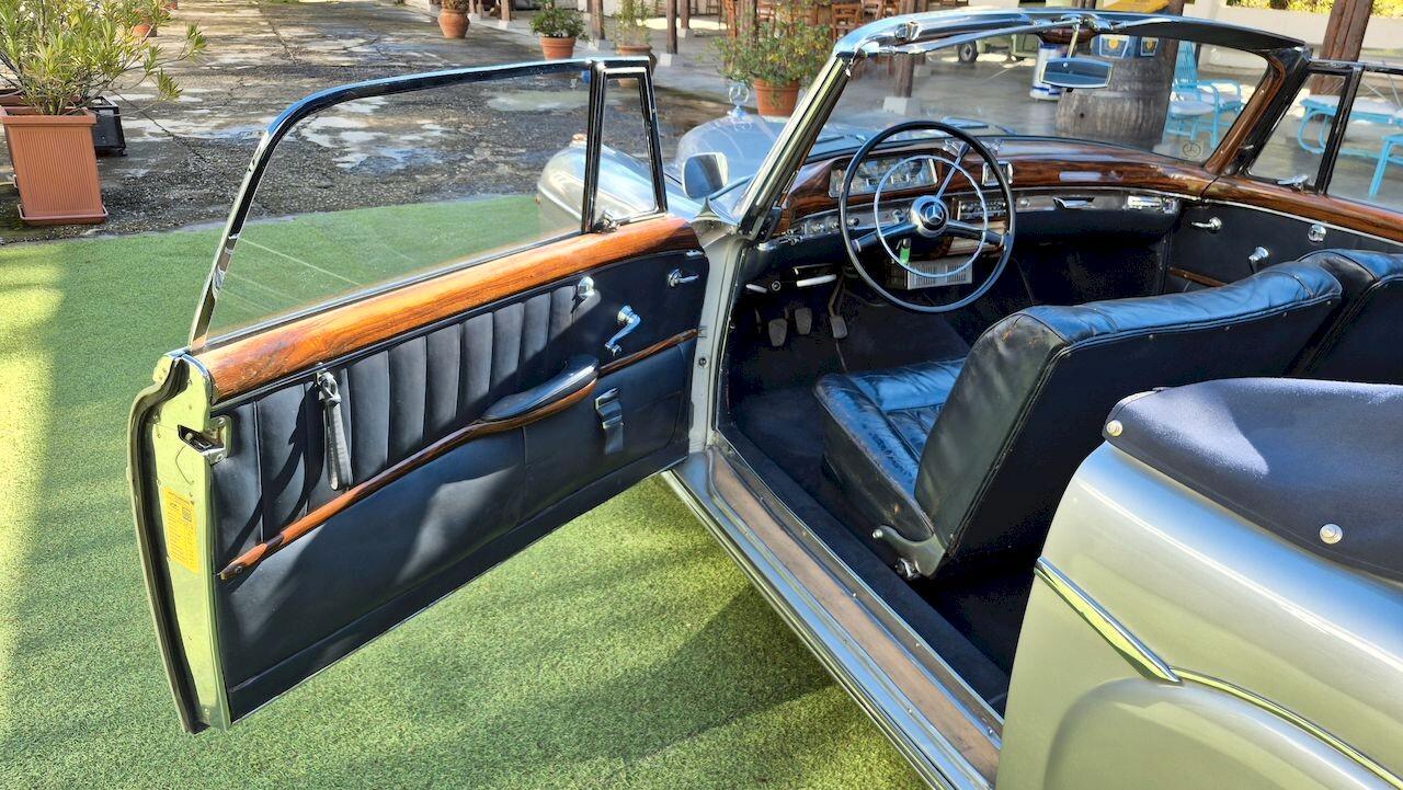 Mercedes-Benz 220 S Ponton Cabriolet W180 – 1957