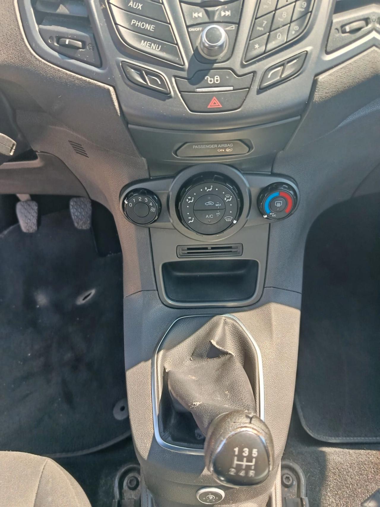 Ford Fiesta 1.4 3 porte Bz.- GPL FINO 2035