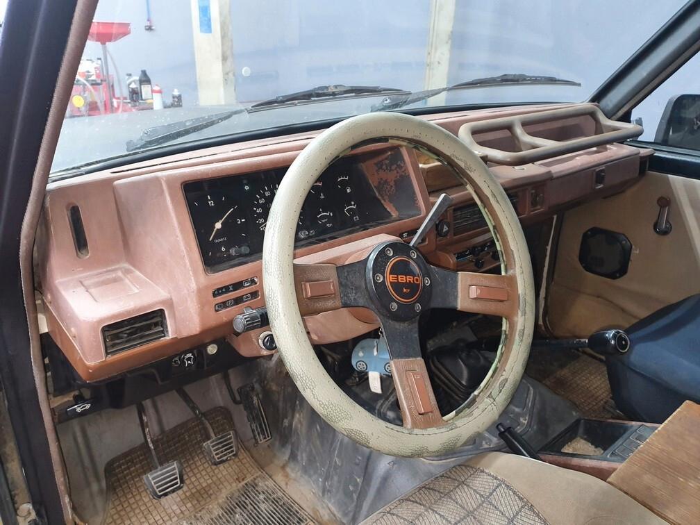 Nissan Patrol (K260) 2.8 D 4WD Pickup