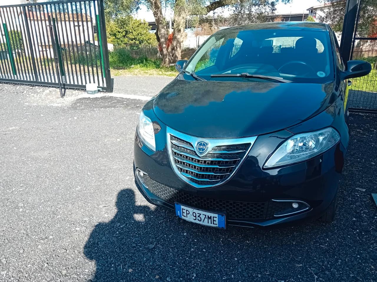 Lancia Ypsilon 1.3 MJT 16V 95 CV 5 porte S&S Silver