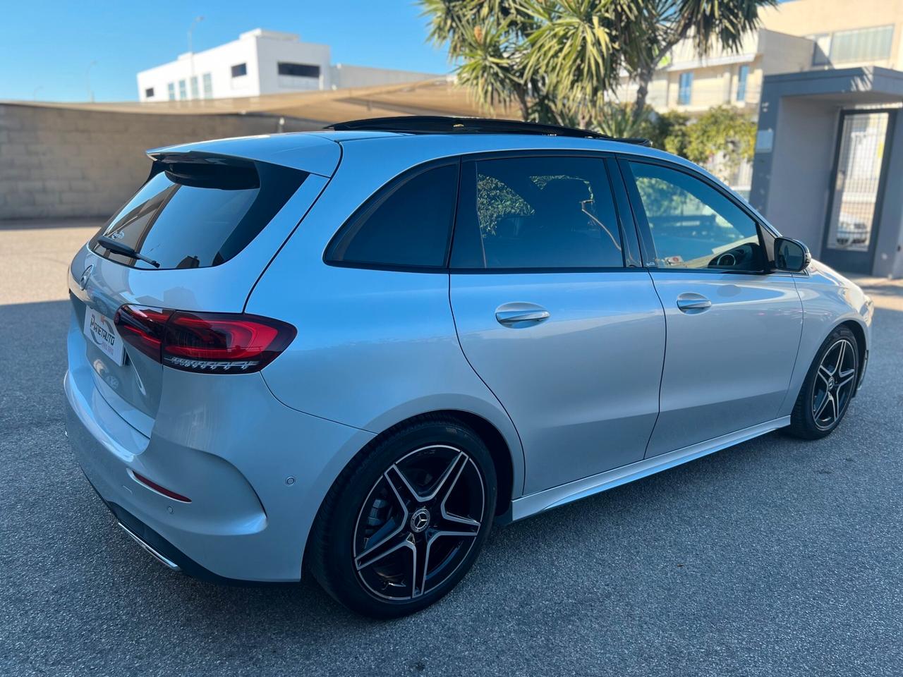 Mercedes-benz B 180 d Premium AMG NIGHT auto TETTO/PELLE/LED/18; PERFETTA!!