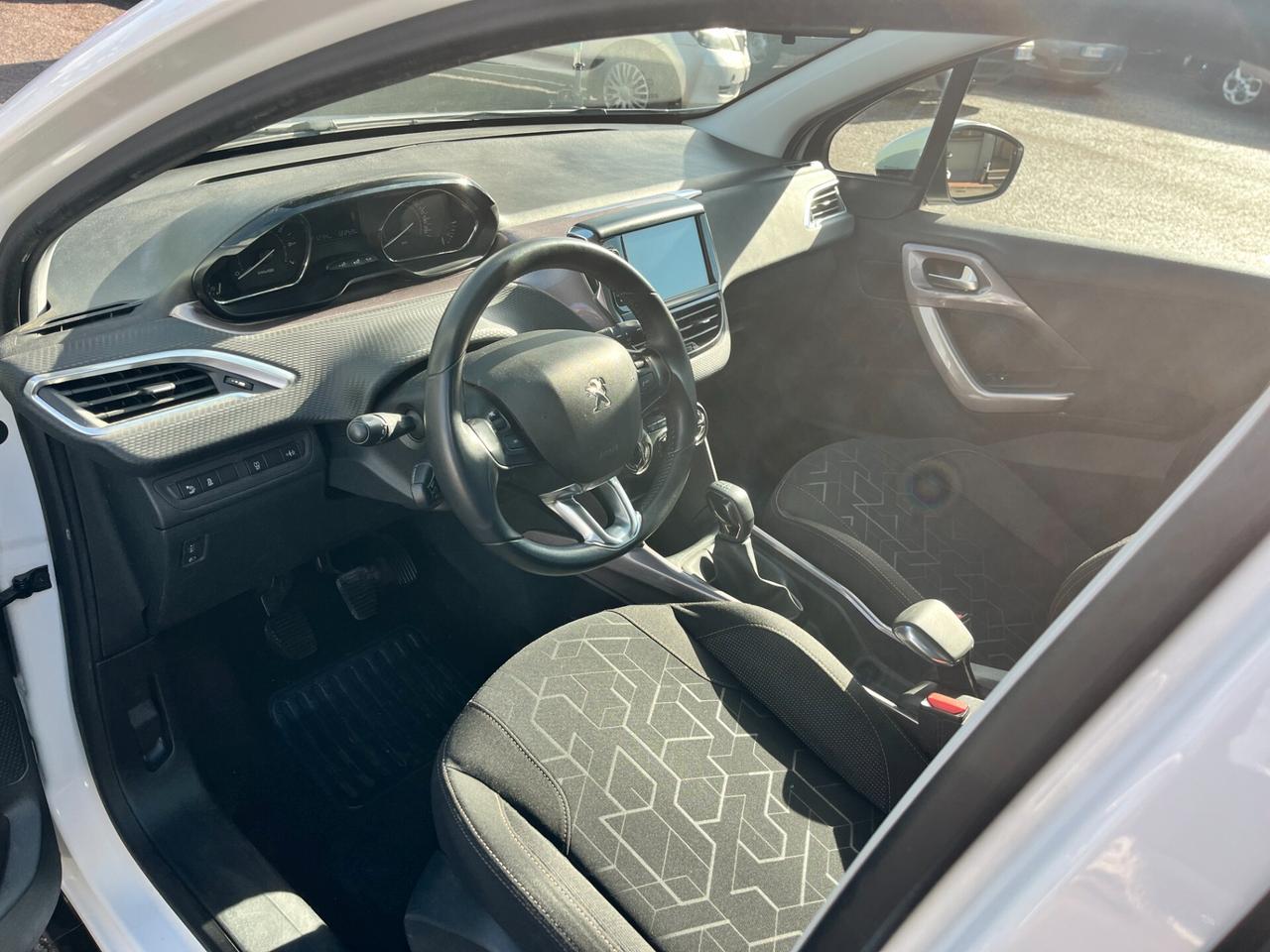 Peugeot 2008 PureTech 82 Allure