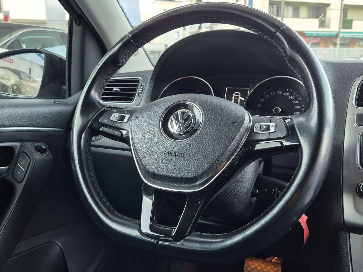 VOLKSWAGEN - Polo - 1.4 TDI 90CV 5p. DSG Highline Full Led