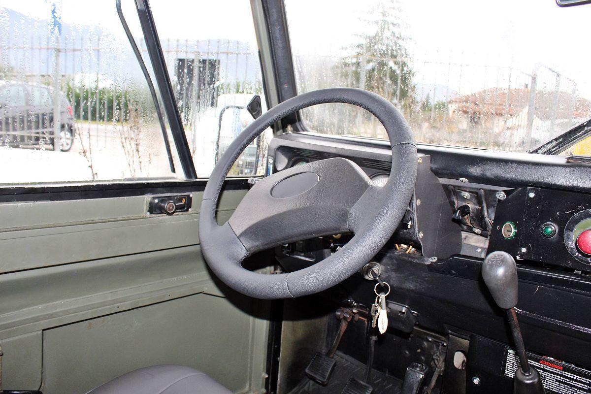 LAND ROVER - Defender - 90 2.5 Td5 Soft-Top