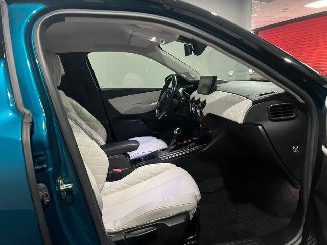 DS AUTOMOBILES DS 3 Crossback BlueHDi 100 So Chic