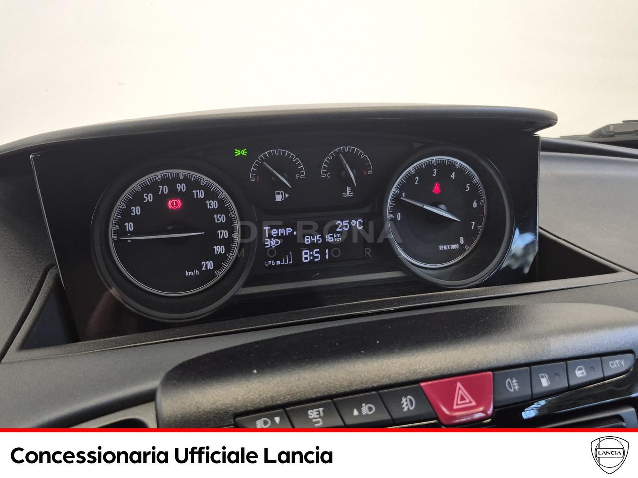 Lancia Ypsilon 1.2 silver ecochic gpl 69cv
