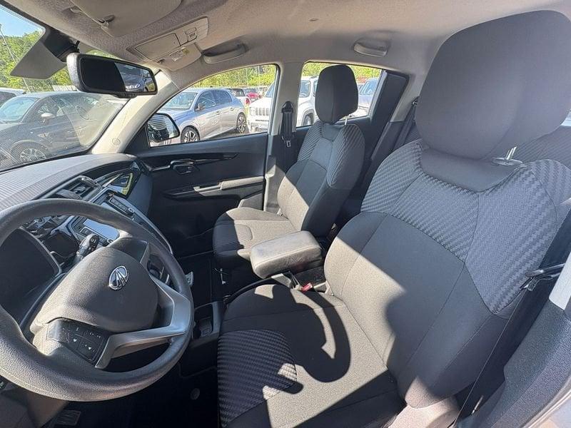 Mahindra KUV100 1.2 VVT K8