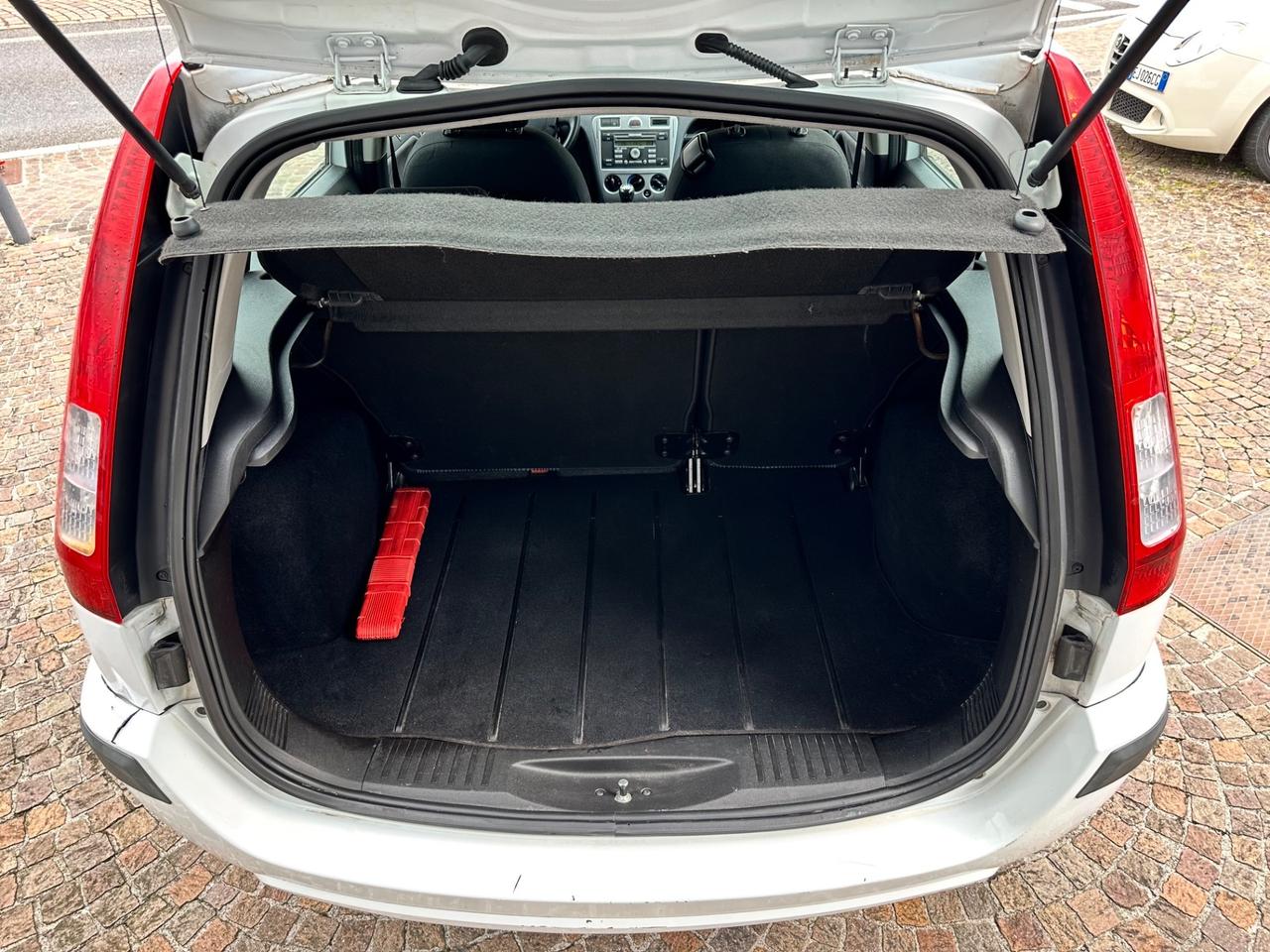 Ford Fusion 1.4Bz 80Cv 5p - Neopatentati