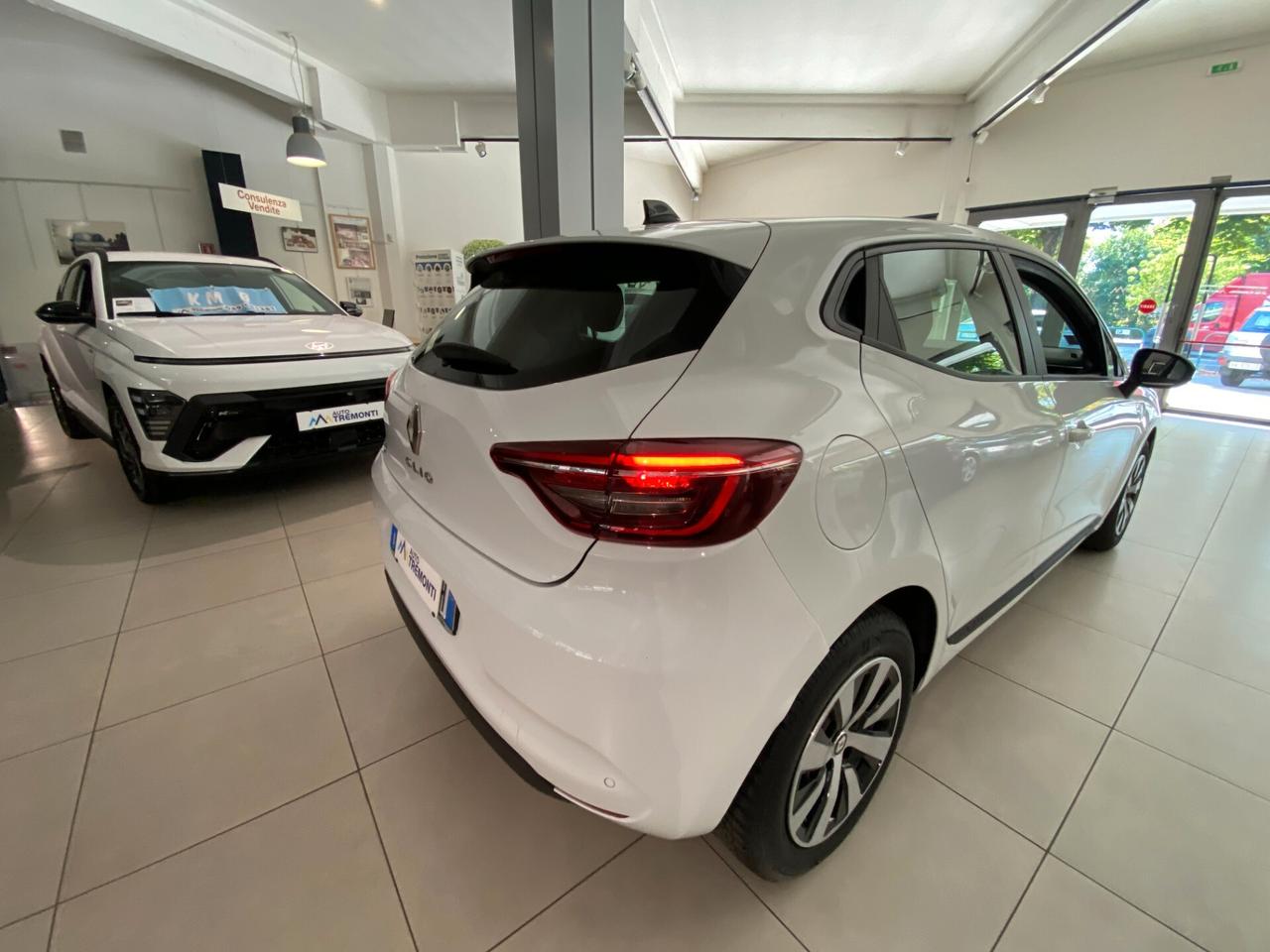 Renault Clio SCe 65 CV 5 porte Equilibre NEOPATENTATO