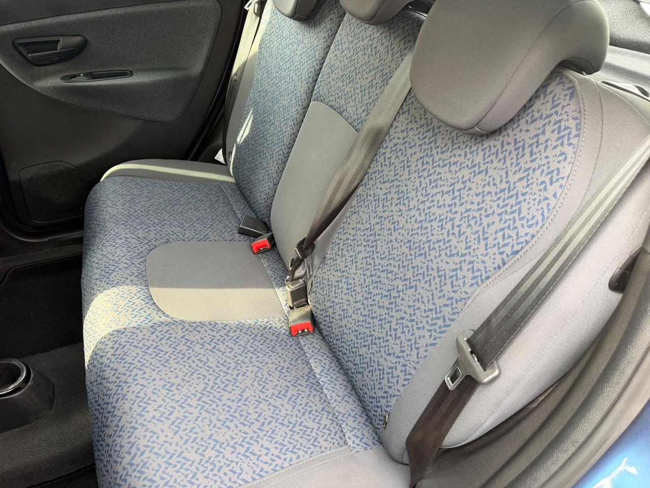 Lancia Ypsilon 1.0 hybrid