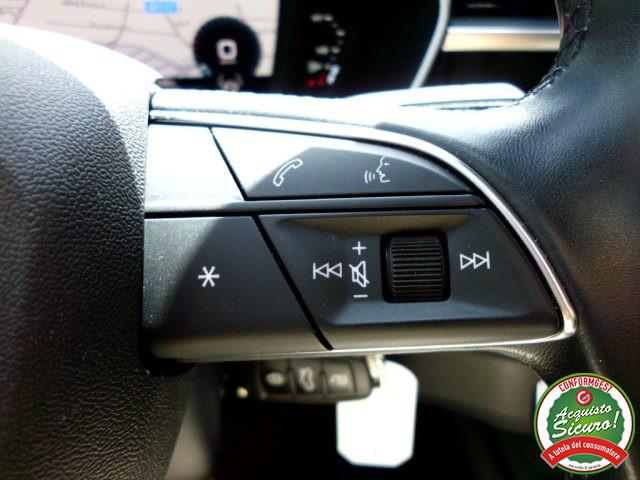 AUDI Q3 35 TDI S line edition