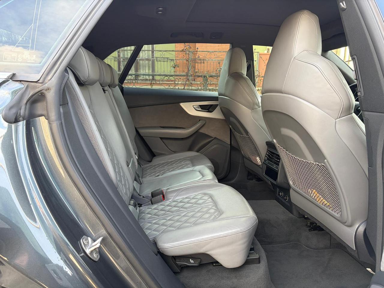 Audi Q8 50 TDI 286CV quattro tiptronic sline