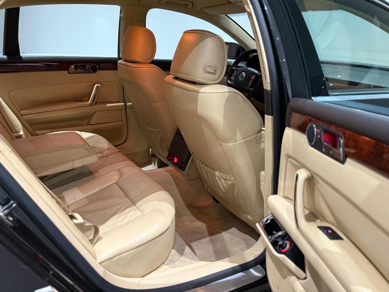 Volkswagen Phaeton 3.2 V6 Benzina Cv241/Kw177