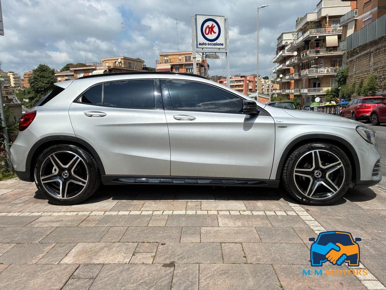 Mercedes GLA 200d AMG Premium auto 136 cv