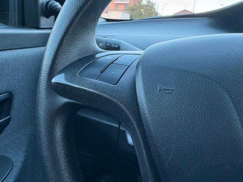 Lancia Ypsilon 5 Porte 1.0 hybrid Gold s&s 70cv ADATTA NEOPATENTATI