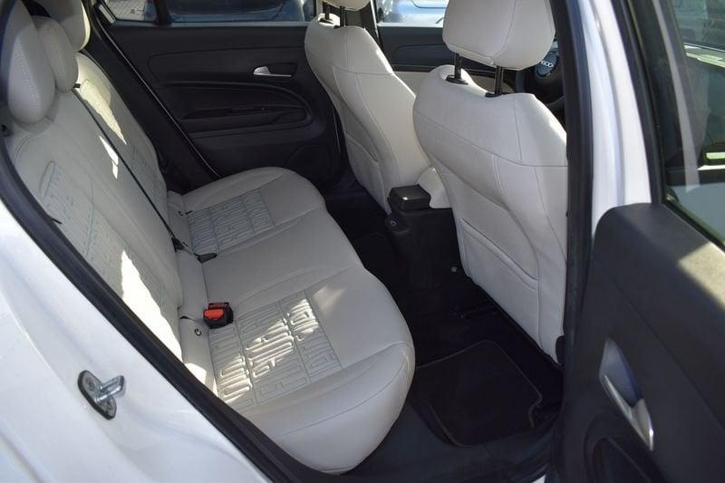 FIAT 600 1.2 Hybrid 100cv La Prima