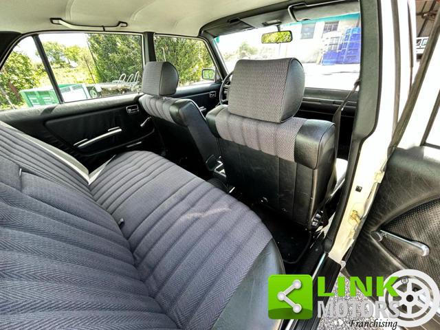 MERCEDES-BENZ 200 200