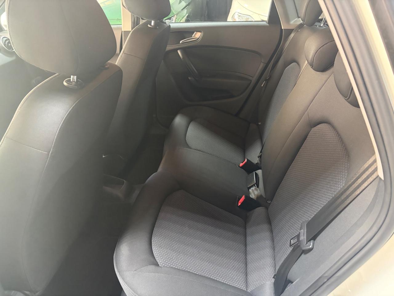 Audi A1 SPB 1.6 TDIAttraction