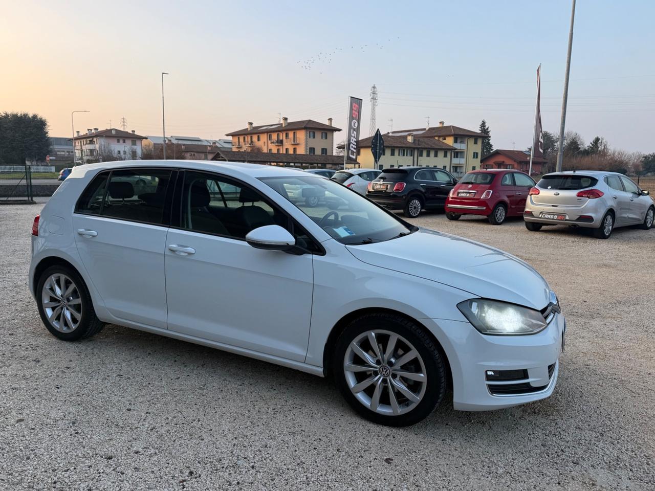 Volkswagen Golf Business 1.6 TDI DSG 5p. Highline BlueMotion Technology