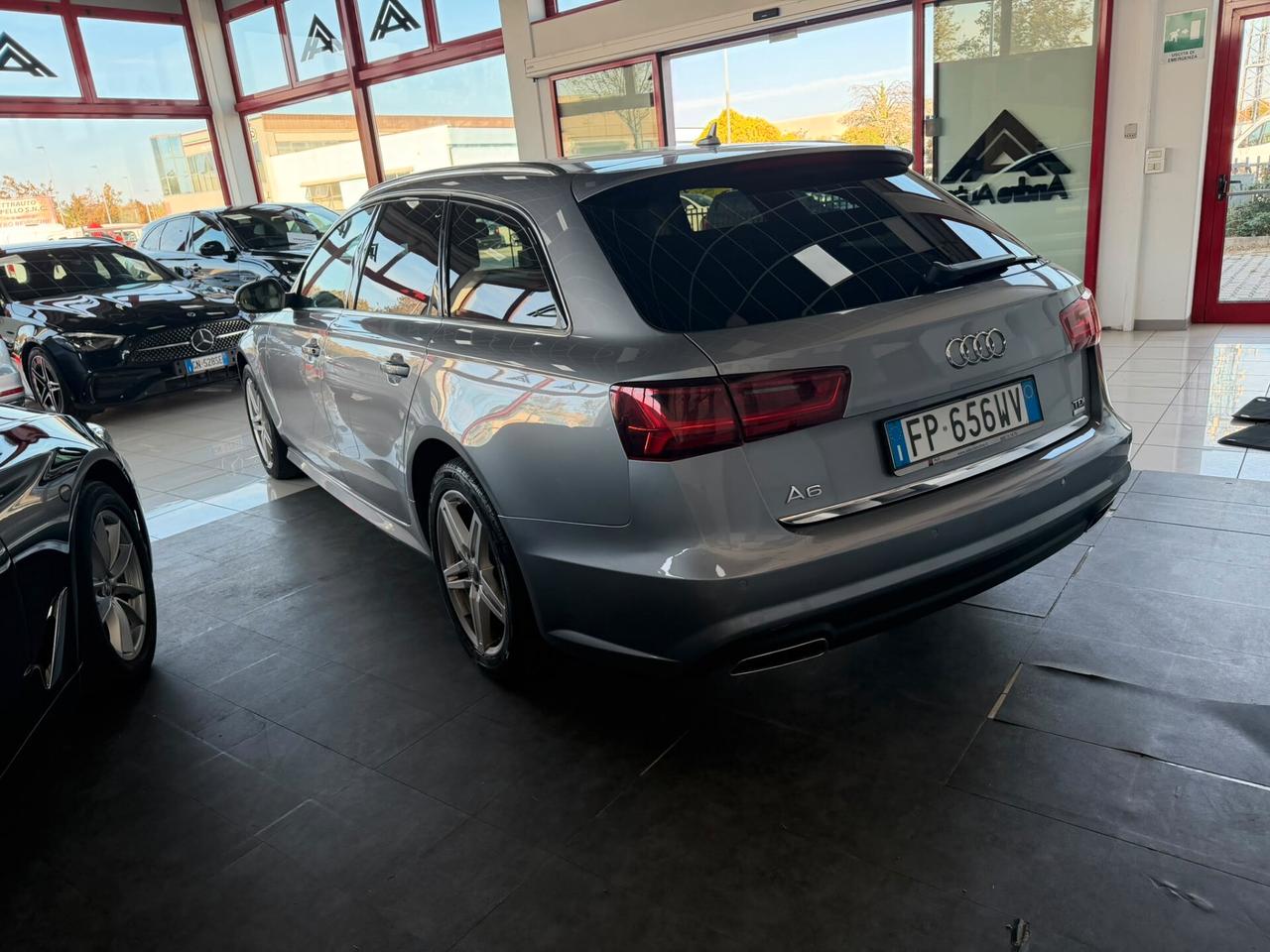 Audi A6 Avant 2.0 TDI ultra S tronic Business Plus line