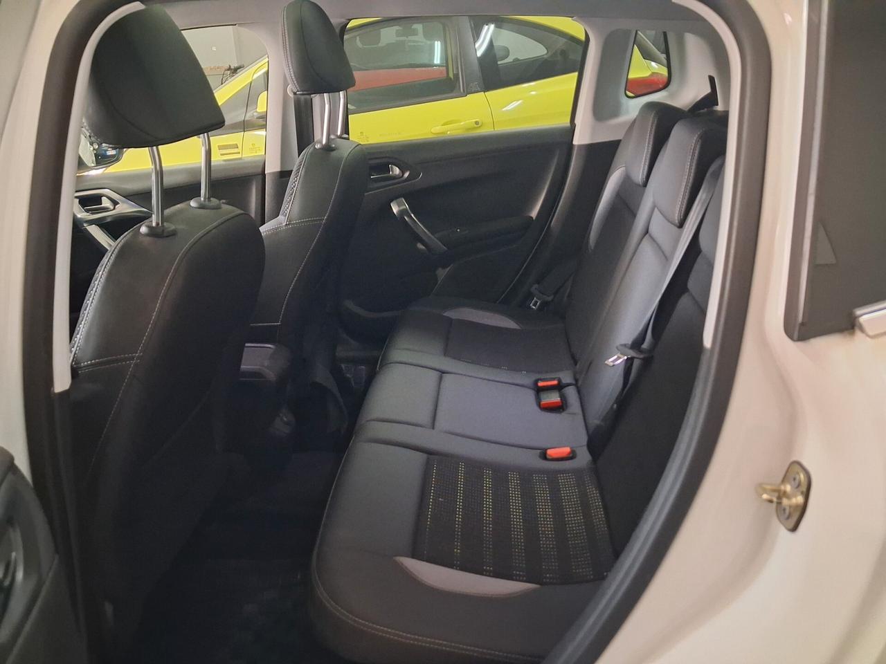 Peugeot 2008 1.6 e-HDi Allure Tetto / Nav/ 2013 unico prop