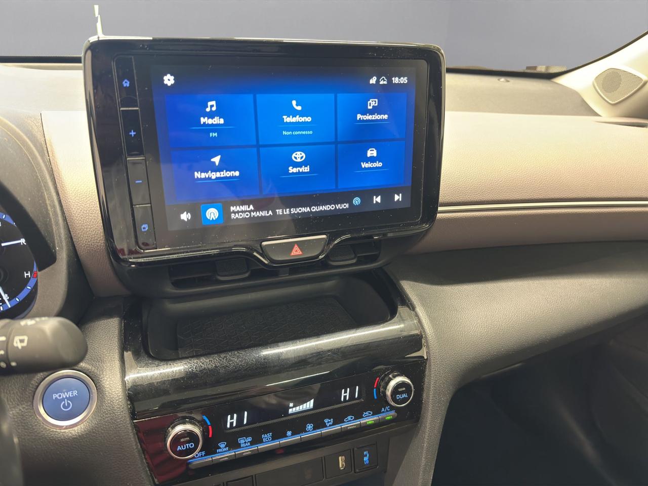 Toyota Yaris Cross 1.5h Lounge fwd 116cv e-cvt