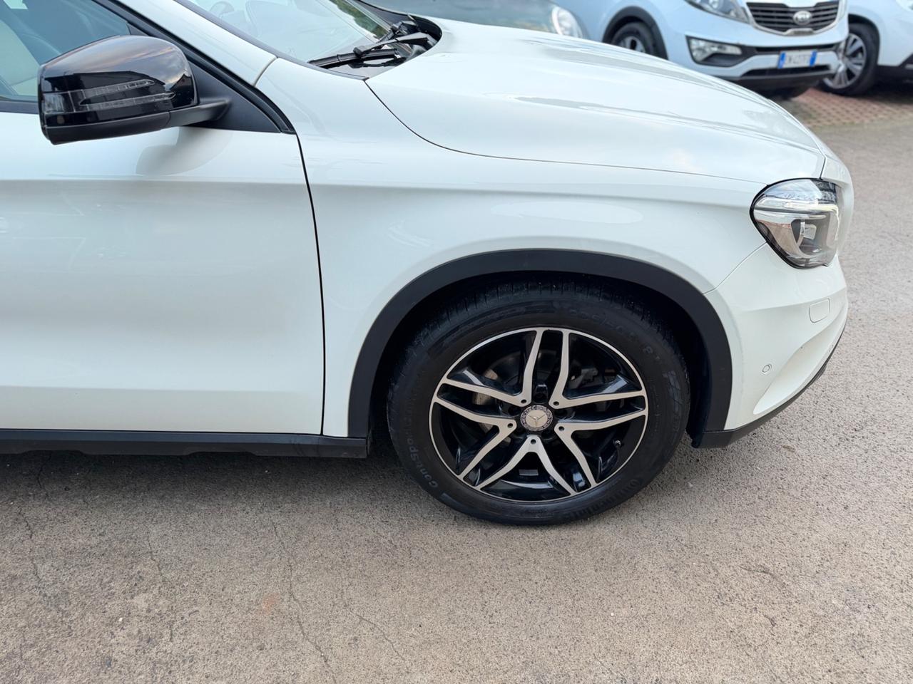 Mercedes-benz GLA 220d 4Matic Motore Nuovo Km Certificati