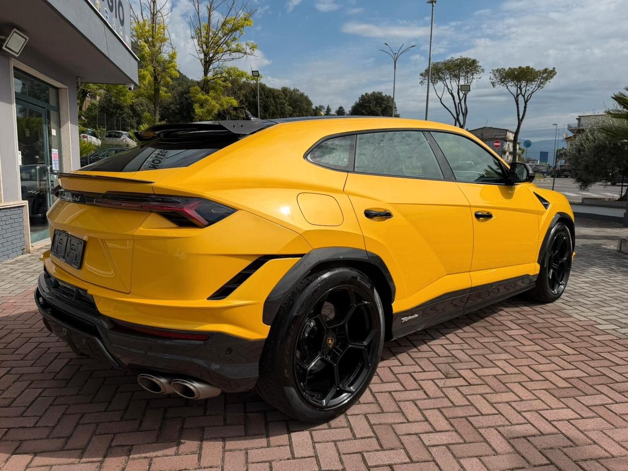 Lamborghini Urus Performante 666CV *AKRAPOVIC*HEAD-UP*CARBONIO