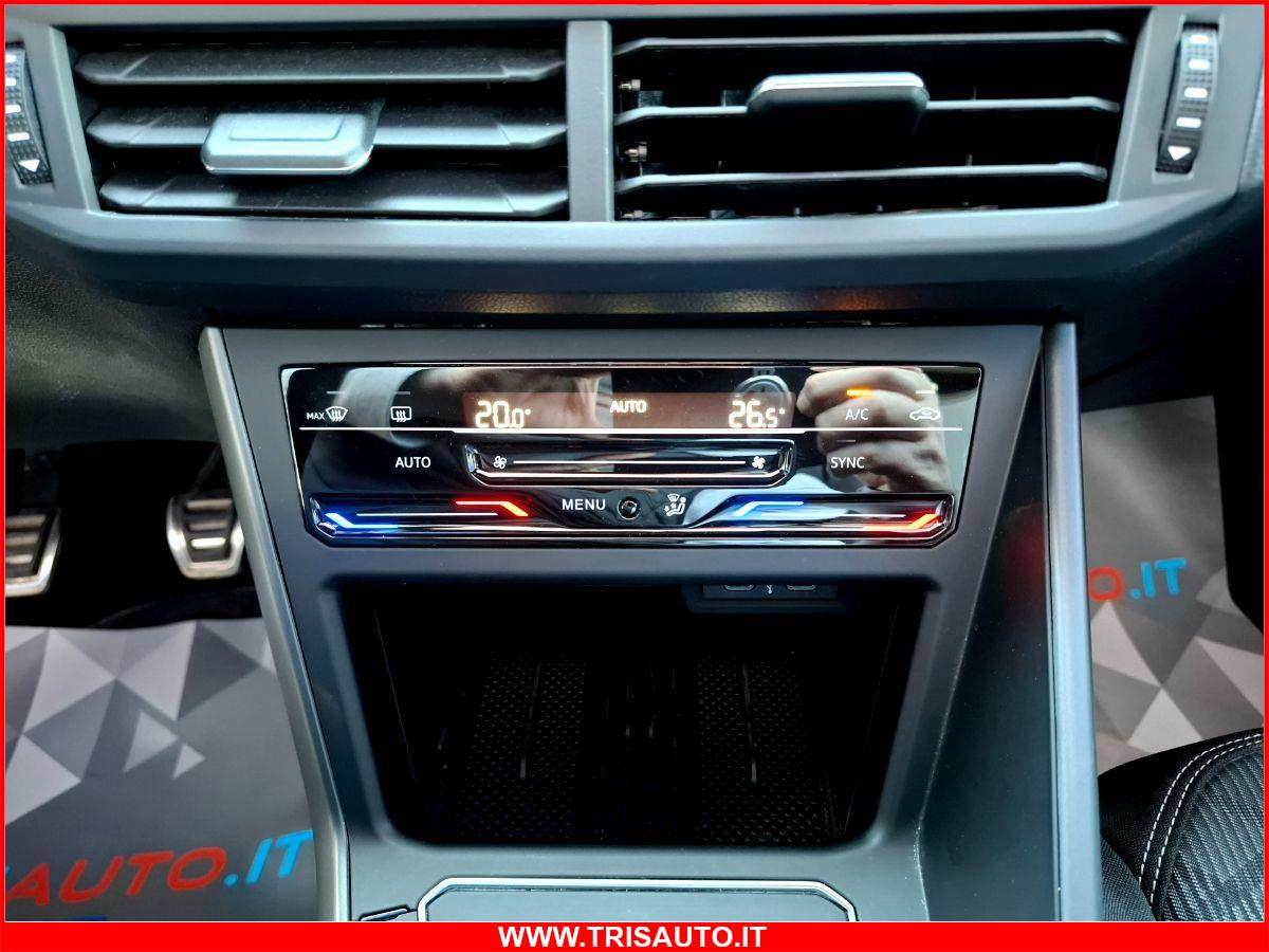 VOLKSWAGEN Taigo 1.0 TSI R-line NEOPATENTATI (TETTO APRIBILE)