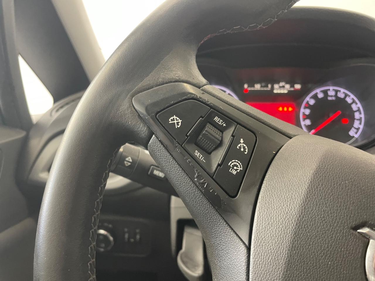 Opel Corsa 1.4 90CV GPL Tech 5 porte n-Joy