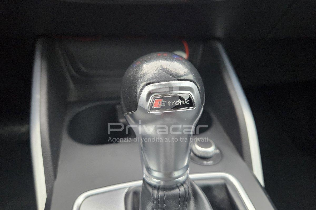 AUDI Q2 2.0 TDI quattro S tronic Business