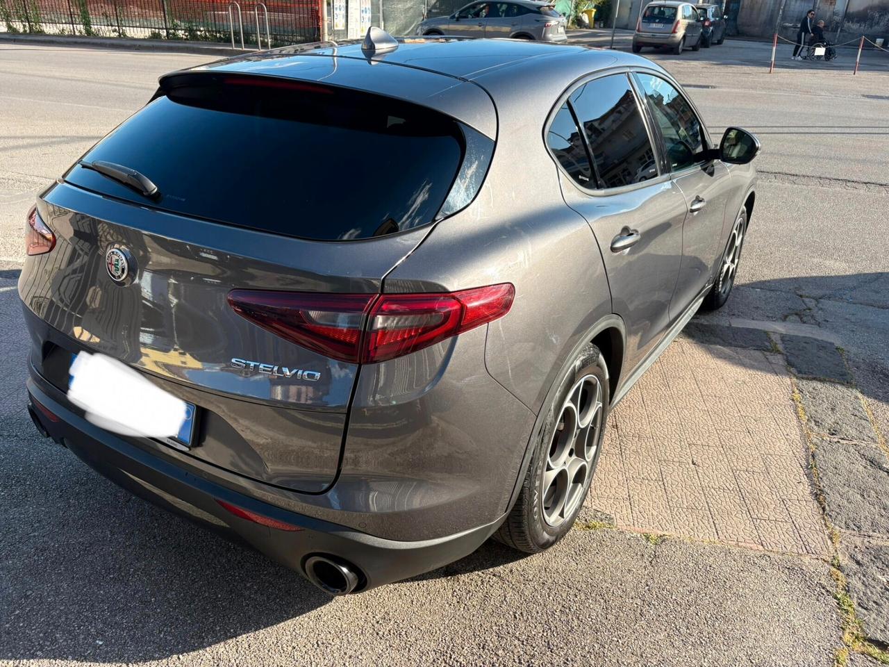 ALFA ROMEO STELVIO AUTOCARRO
