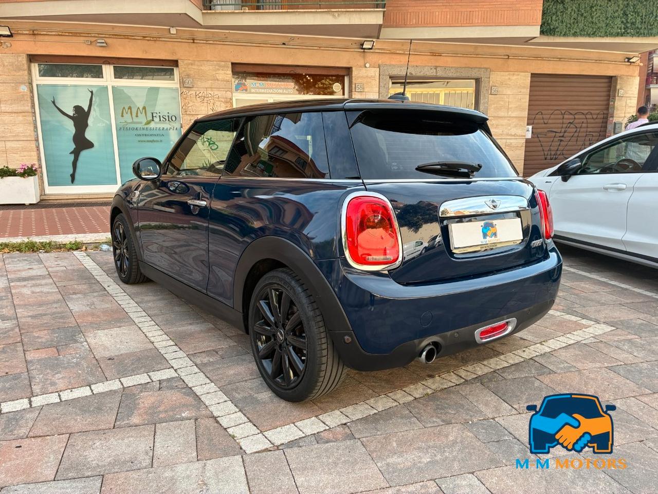 Mini 3 p Cooper Hype 1.5 Auto 136 cv interni JCW