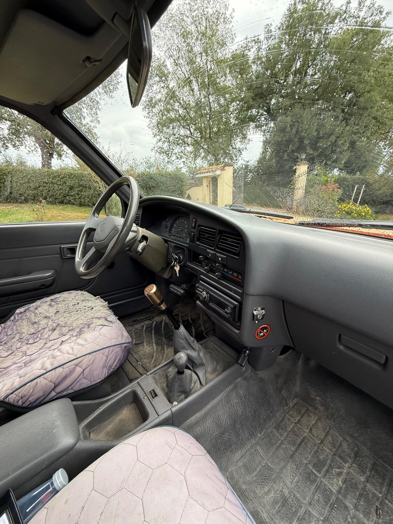 Toyota Hilux 2.4 diesel Pick-up