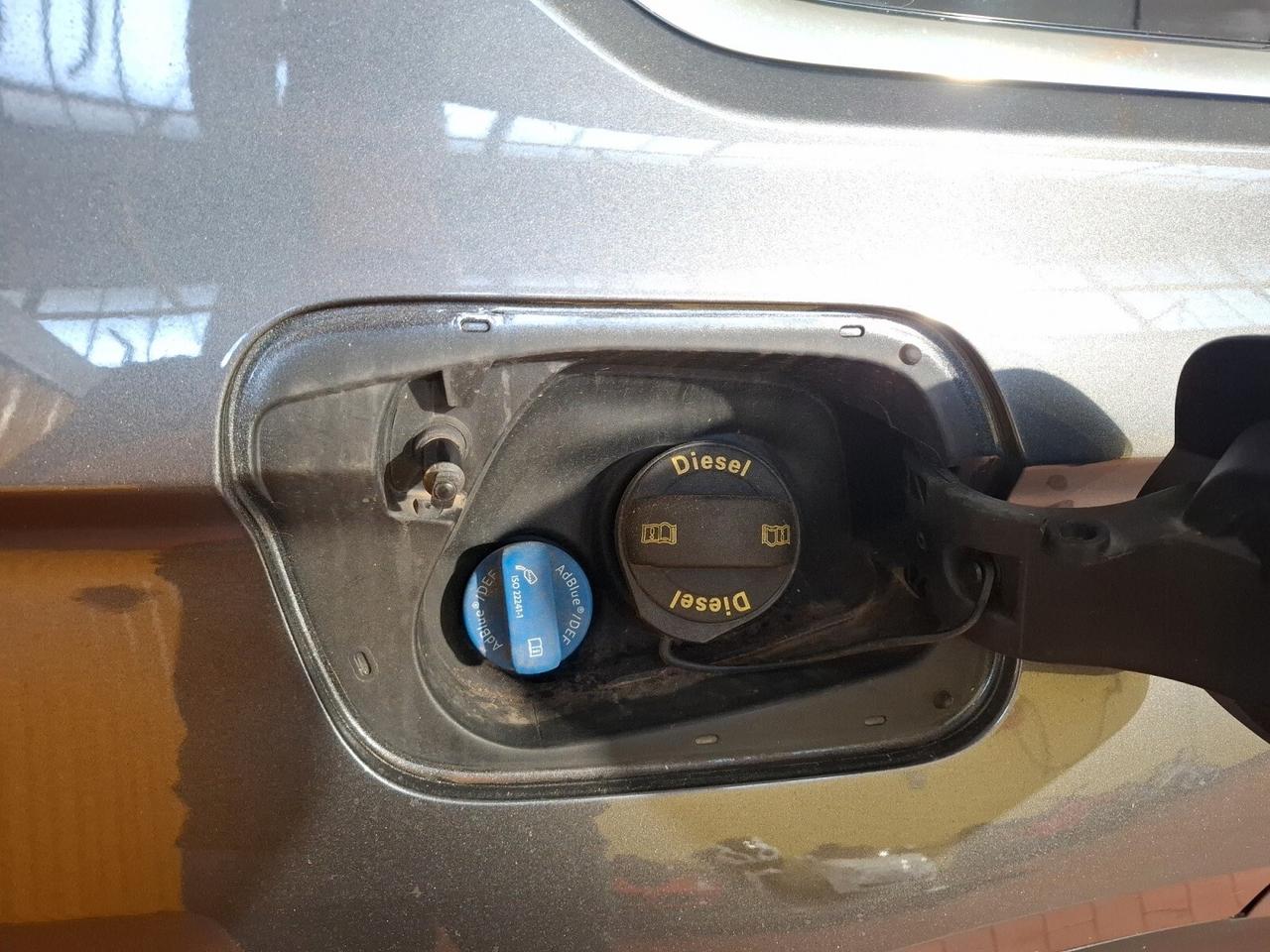 Volkswagen Tiguan 2.0 TDI SCR DSG 4MOTION Sport BMT