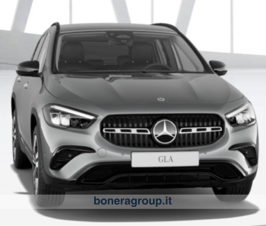 Mercedes GLA 180 180 D Progressive Advanced Plus 8G-DCT