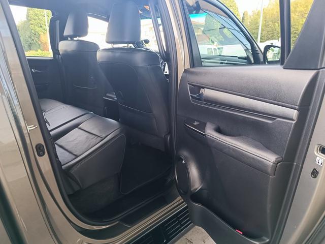 TOYOTA Hilux 2.8 D A/T 4WD 4 porte Double Cab Invincible
