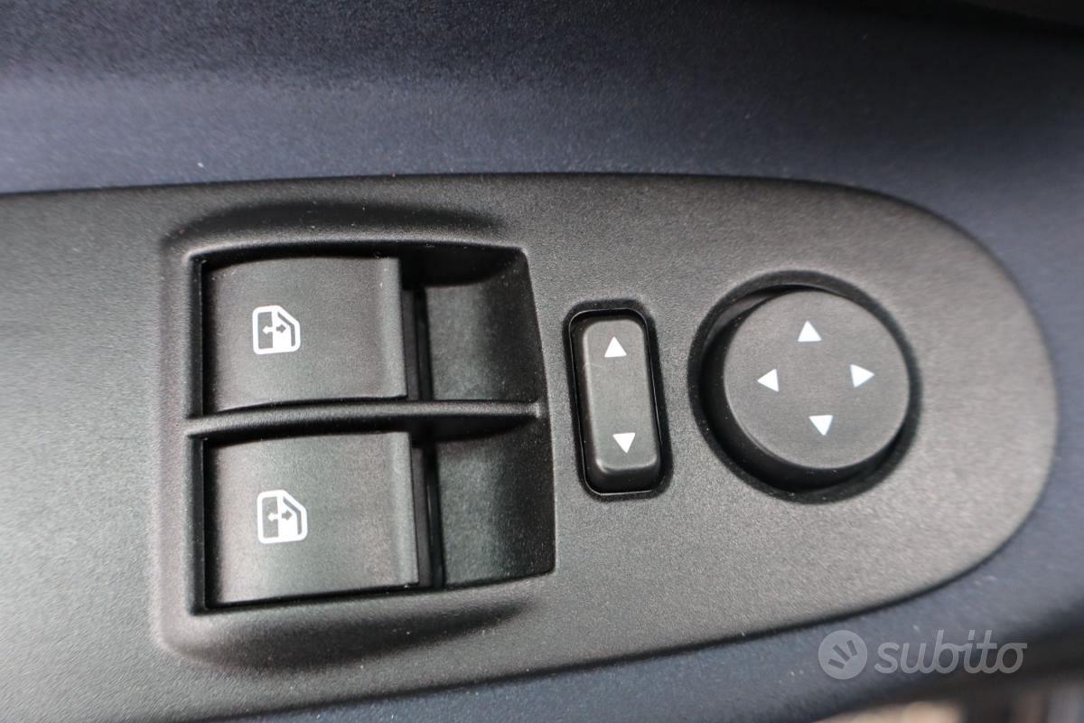 Lancia Ypsilon 1.0 FireFly 5p.S&S Hybryd Gold