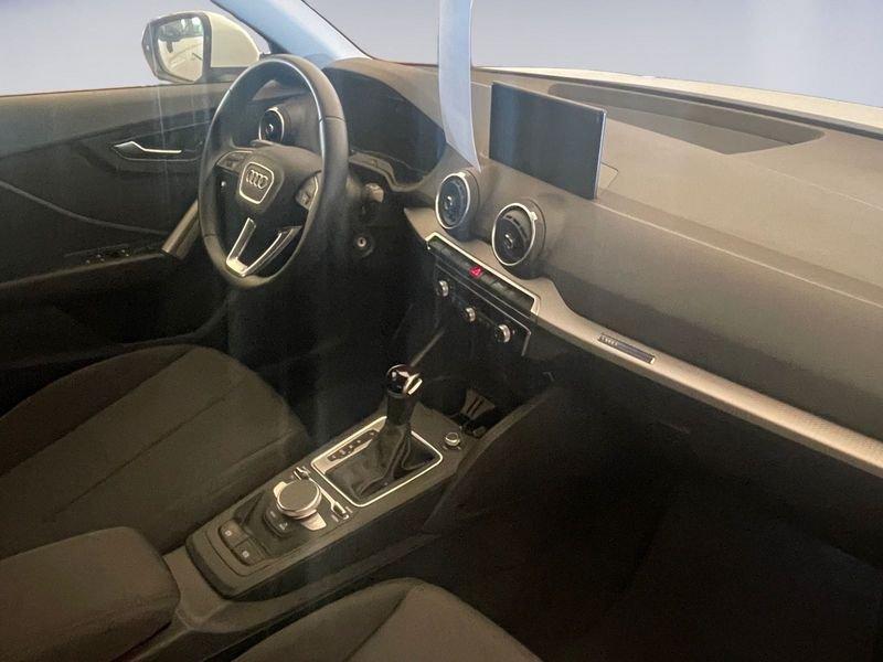 Audi Q2 2.0 30 TDI ADMIRED S TRONIC