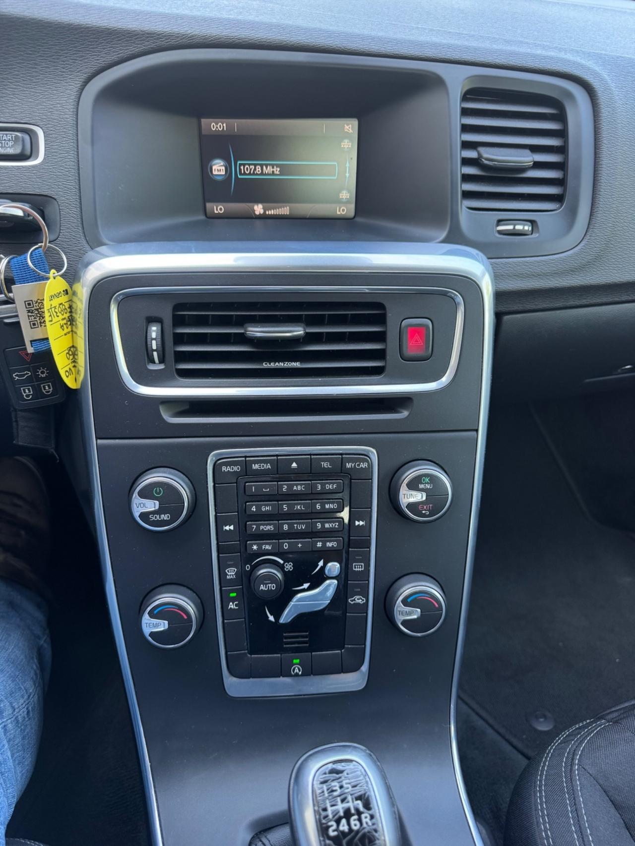 Volvo V60 D2 Momentum