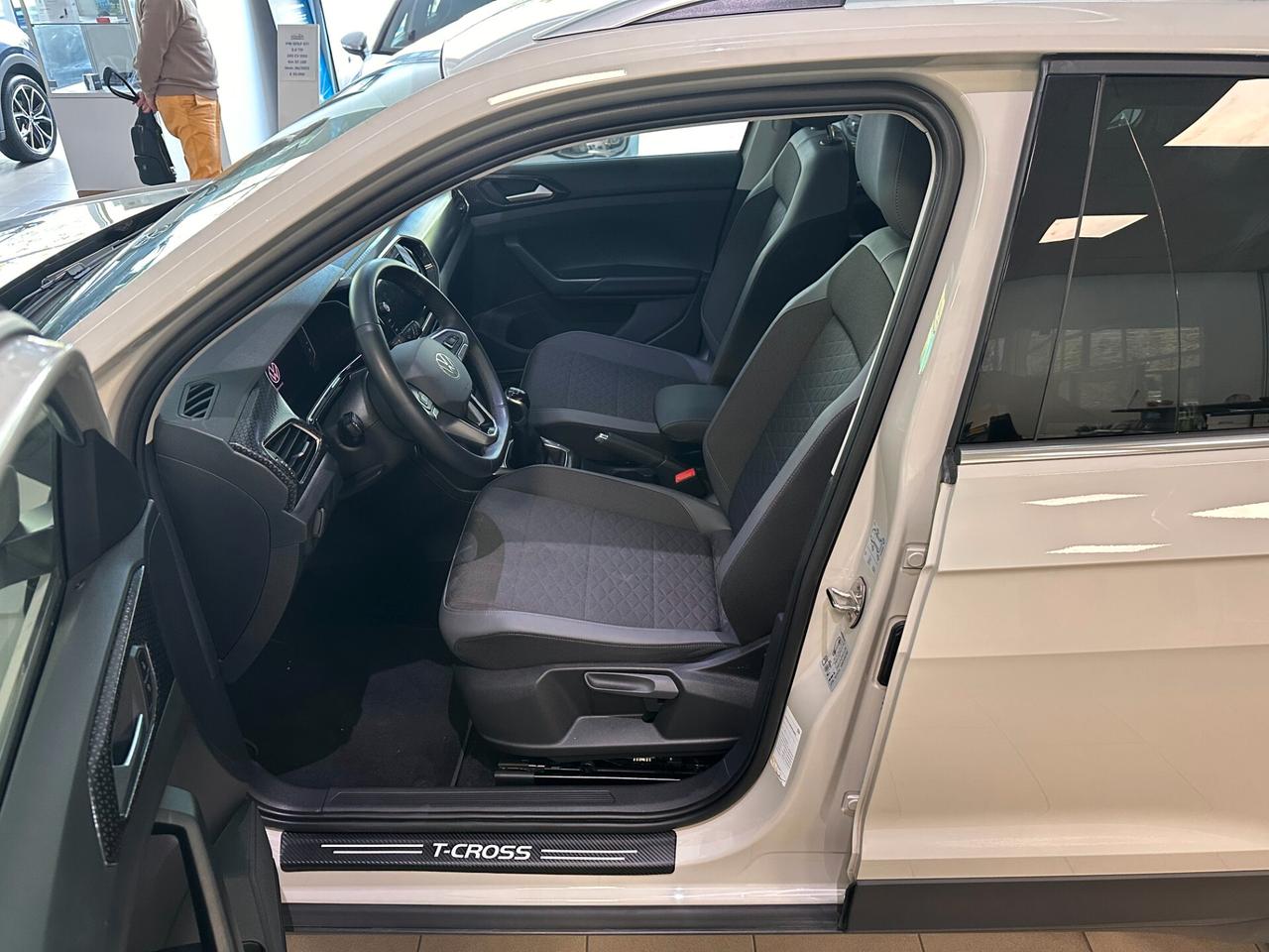 Volkswagen T-Cross 1.0 TSI 110 CV DSG Sport